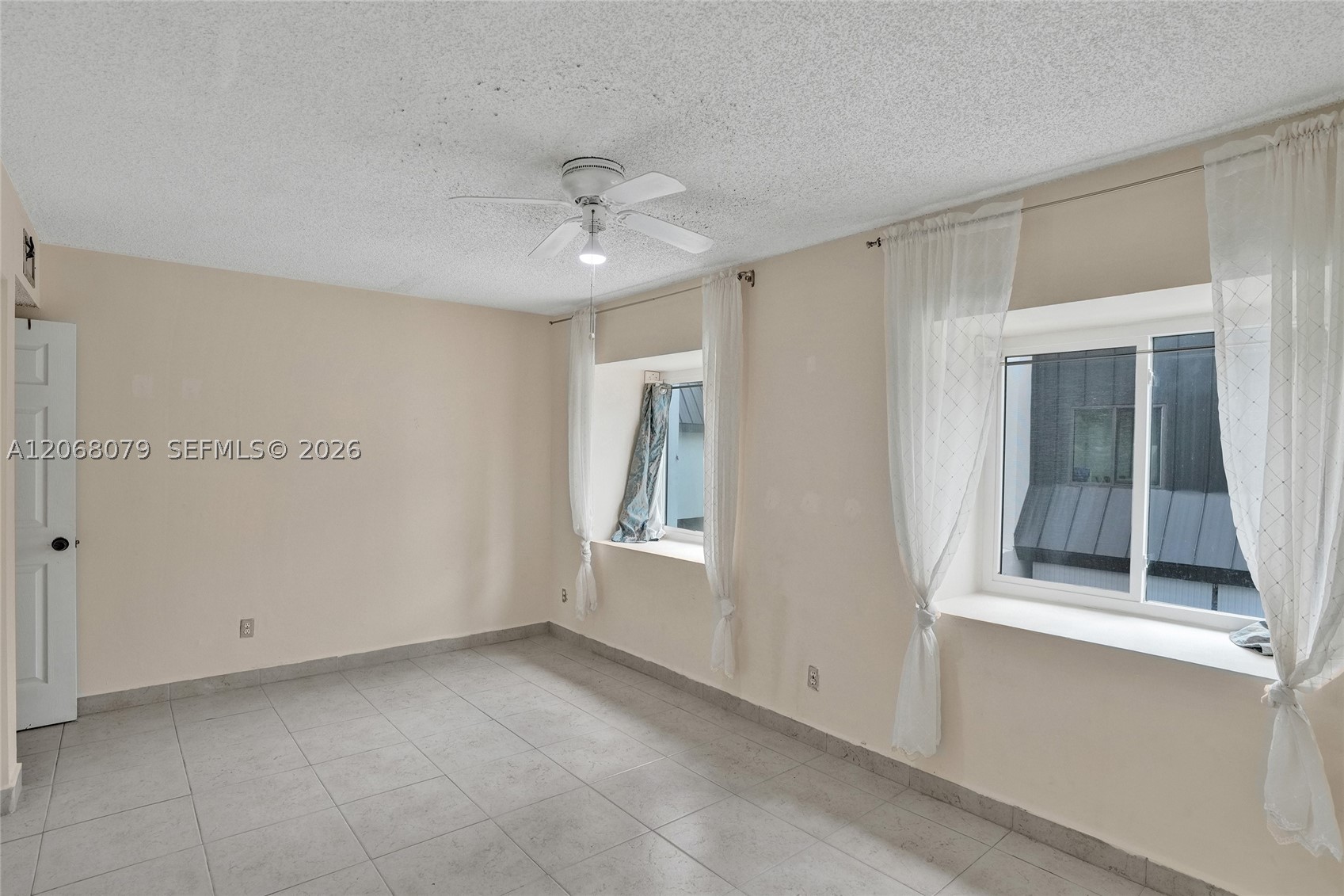 5555 Ludlam Rd #46, South Miami FL 33155