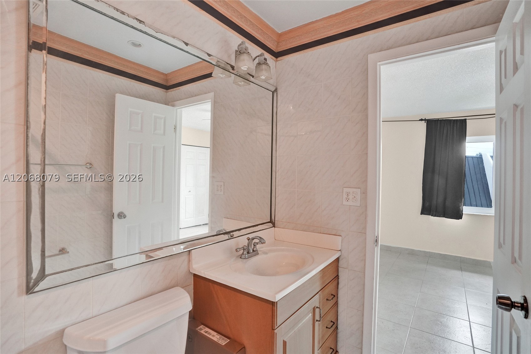 5555 Ludlam Rd #46, South Miami FL 33155