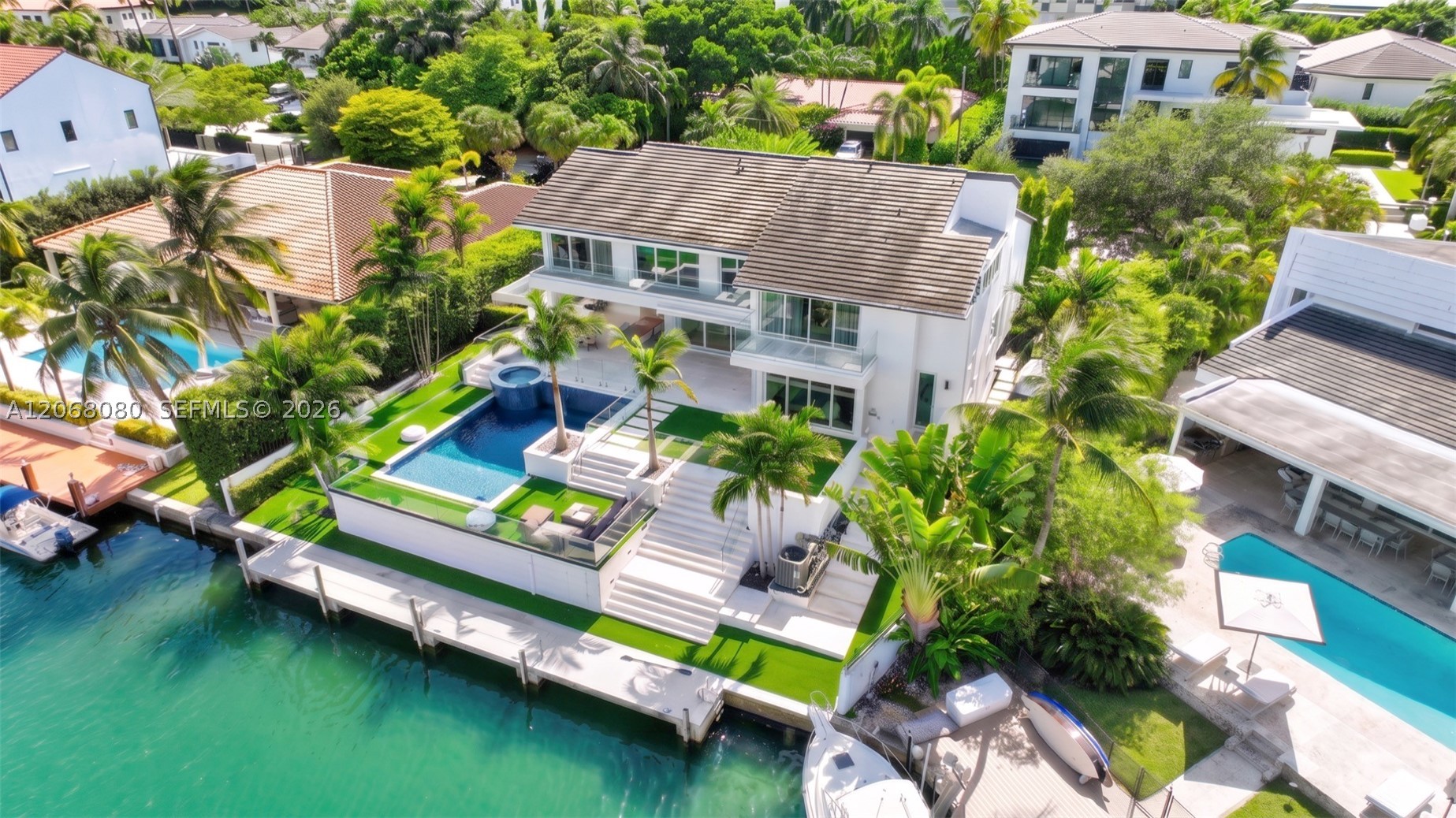6819 Sunrise Pl, Coral Gables FL 33133