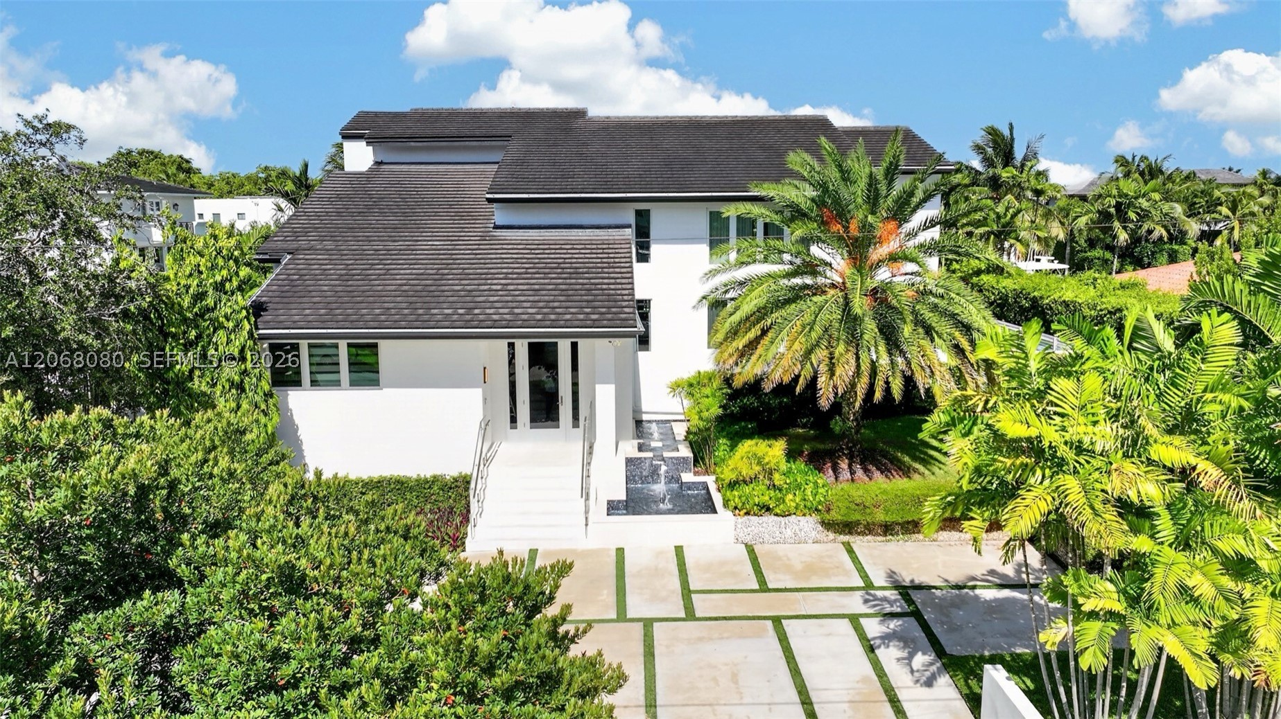 6819 Sunrise Pl, Coral Gables FL 33133