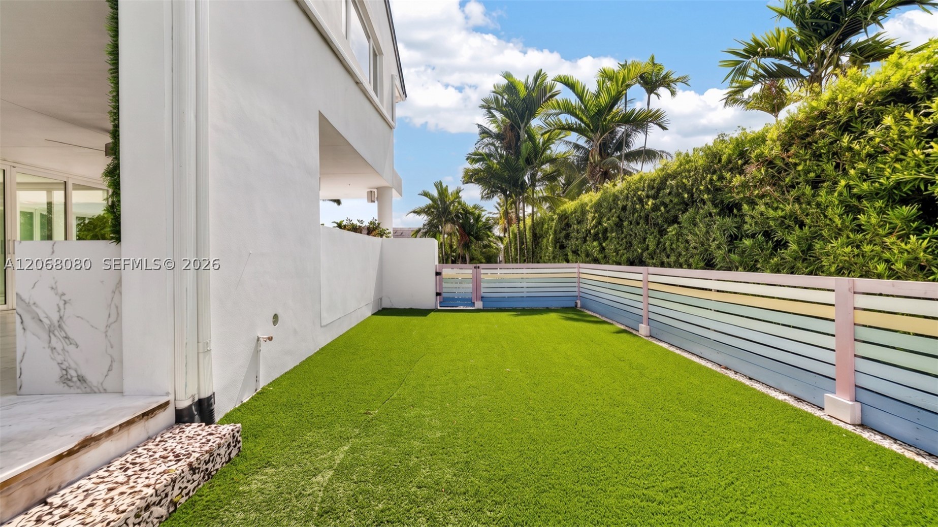 6819 Sunrise Pl, Coral Gables FL 33133