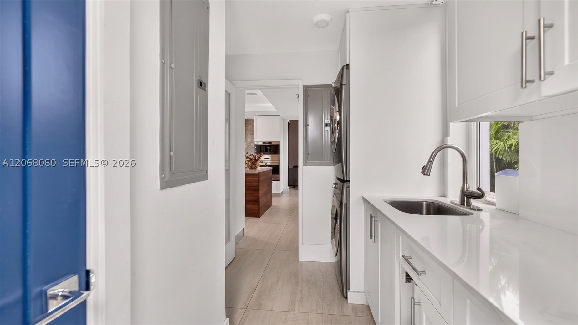 6819 Sunrise Pl, Coral Gables FL 33133
