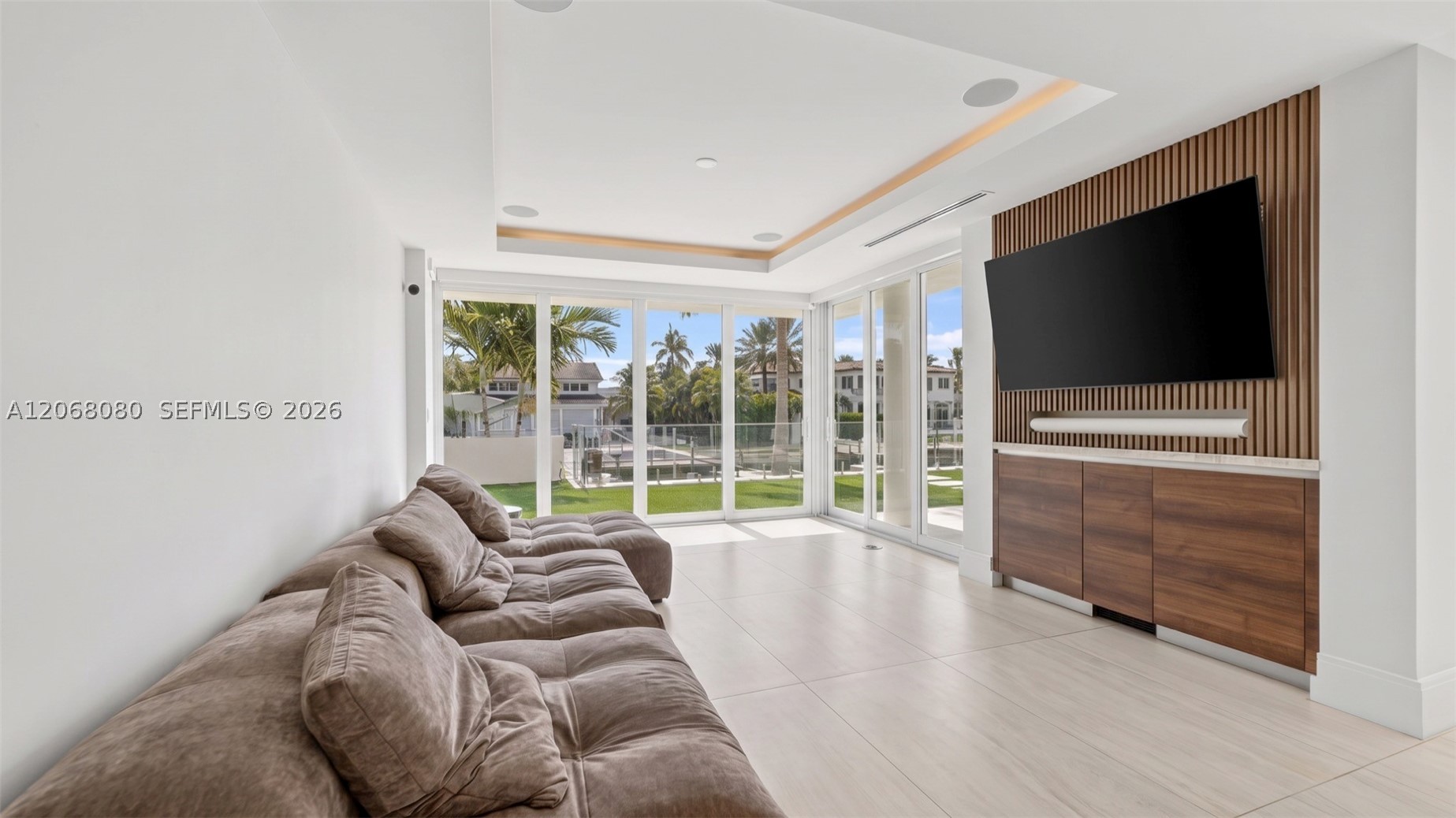 6819 Sunrise Pl, Coral Gables FL 33133