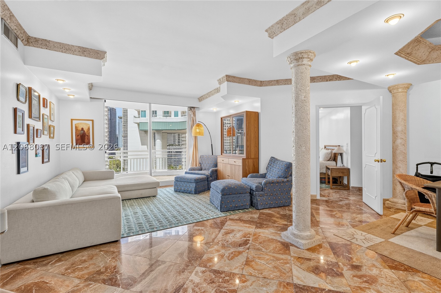 888 Brickell Key Dr #1600, Miami FL 33131