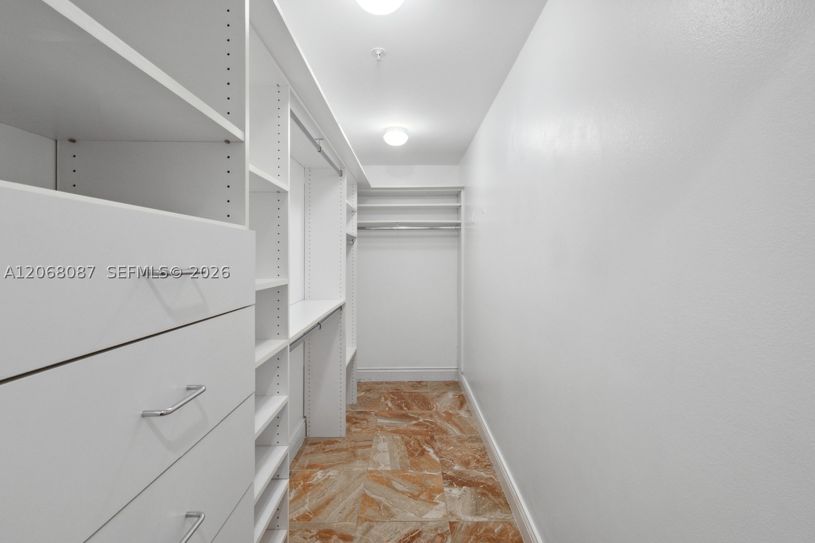 888 Brickell Key Dr #1600, Miami FL 33131