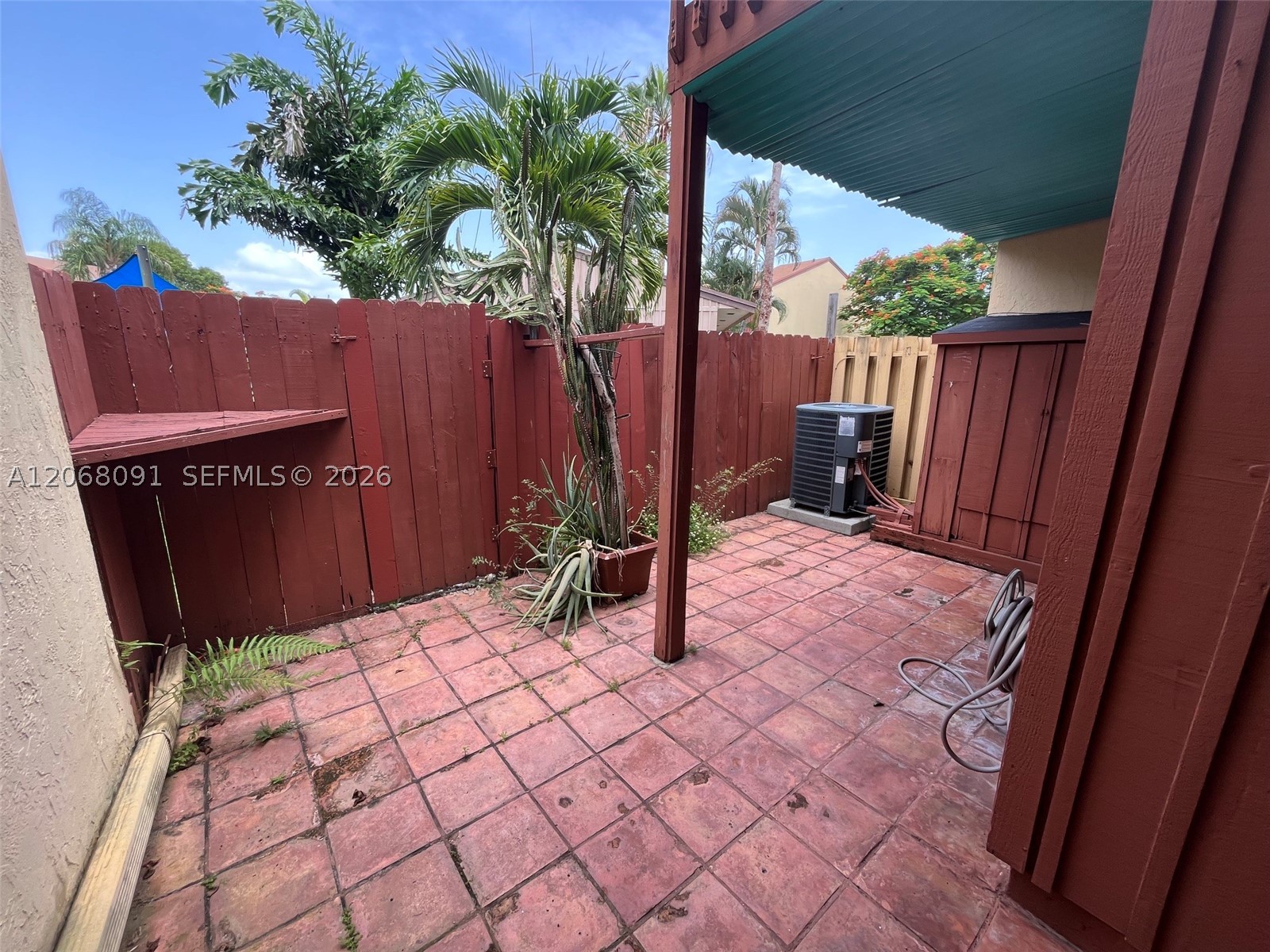 463 SE 14th St #463, Dania Beach FL 33004