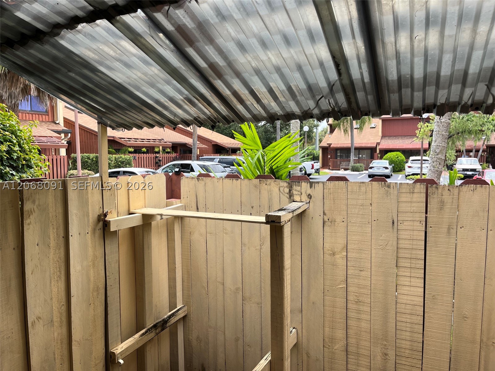 463 SE 14th St #463, Dania Beach FL 33004