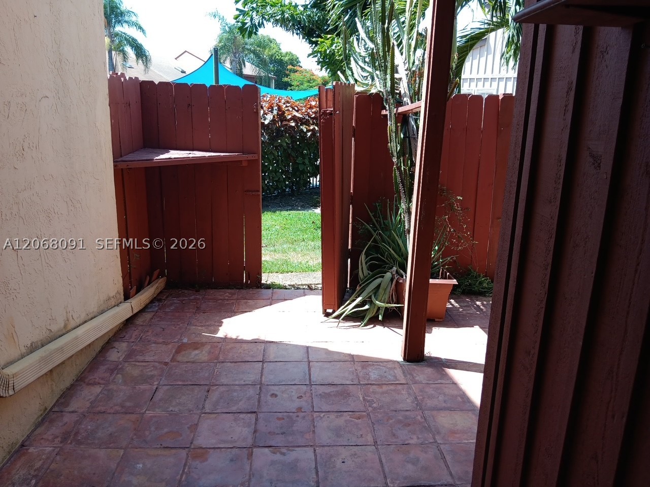 463 SE 14th St #463, Dania Beach FL 33004