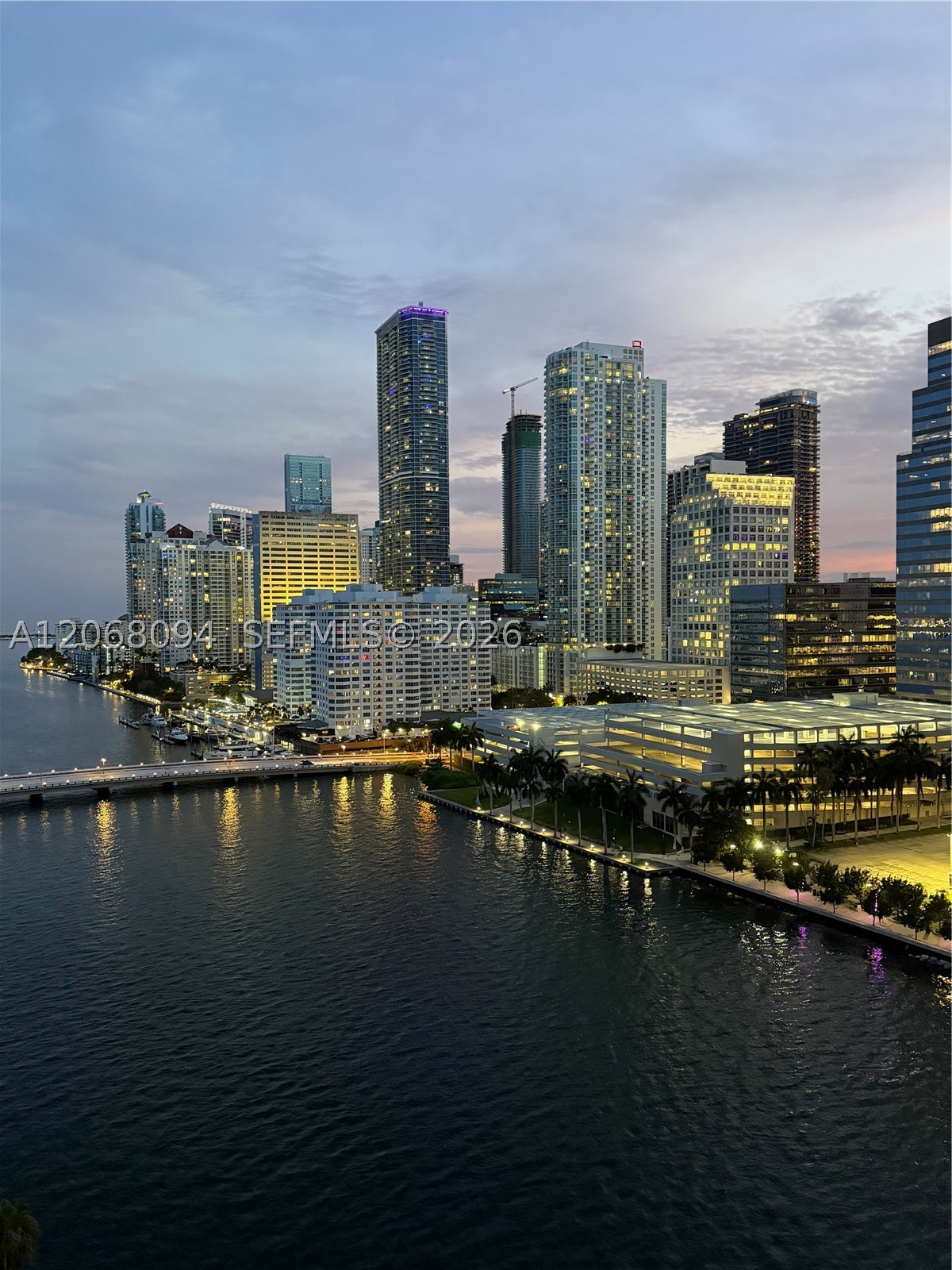 801 Brickell Key Blvd #1805, Miami FL 33131