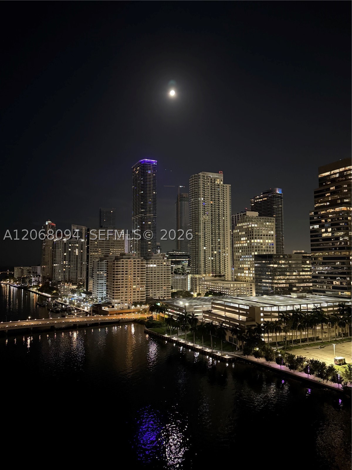 801 Brickell Key Blvd #1805, Miami FL 33131