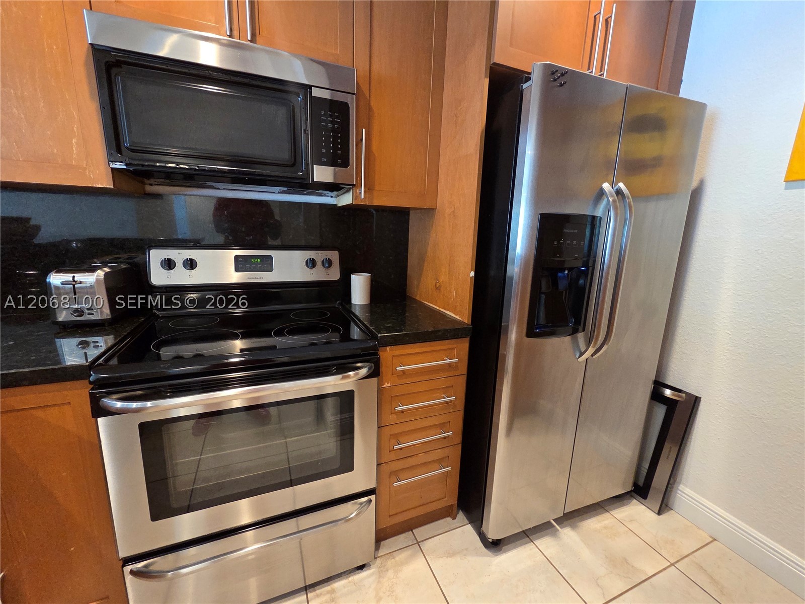 7401 SW 82nd St #201S, Miami FL 33143
