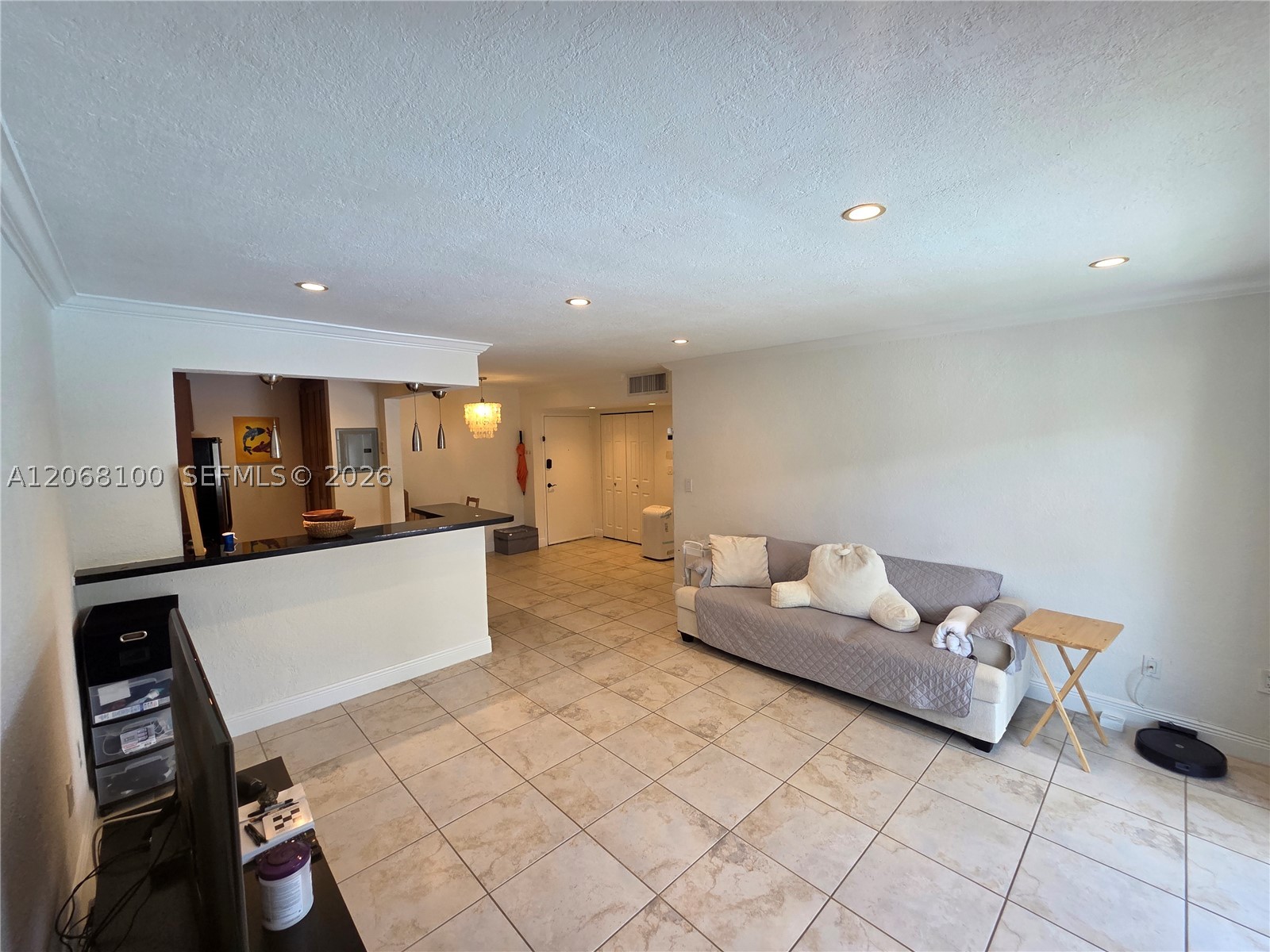7401 SW 82nd St #201S, Miami FL 33143