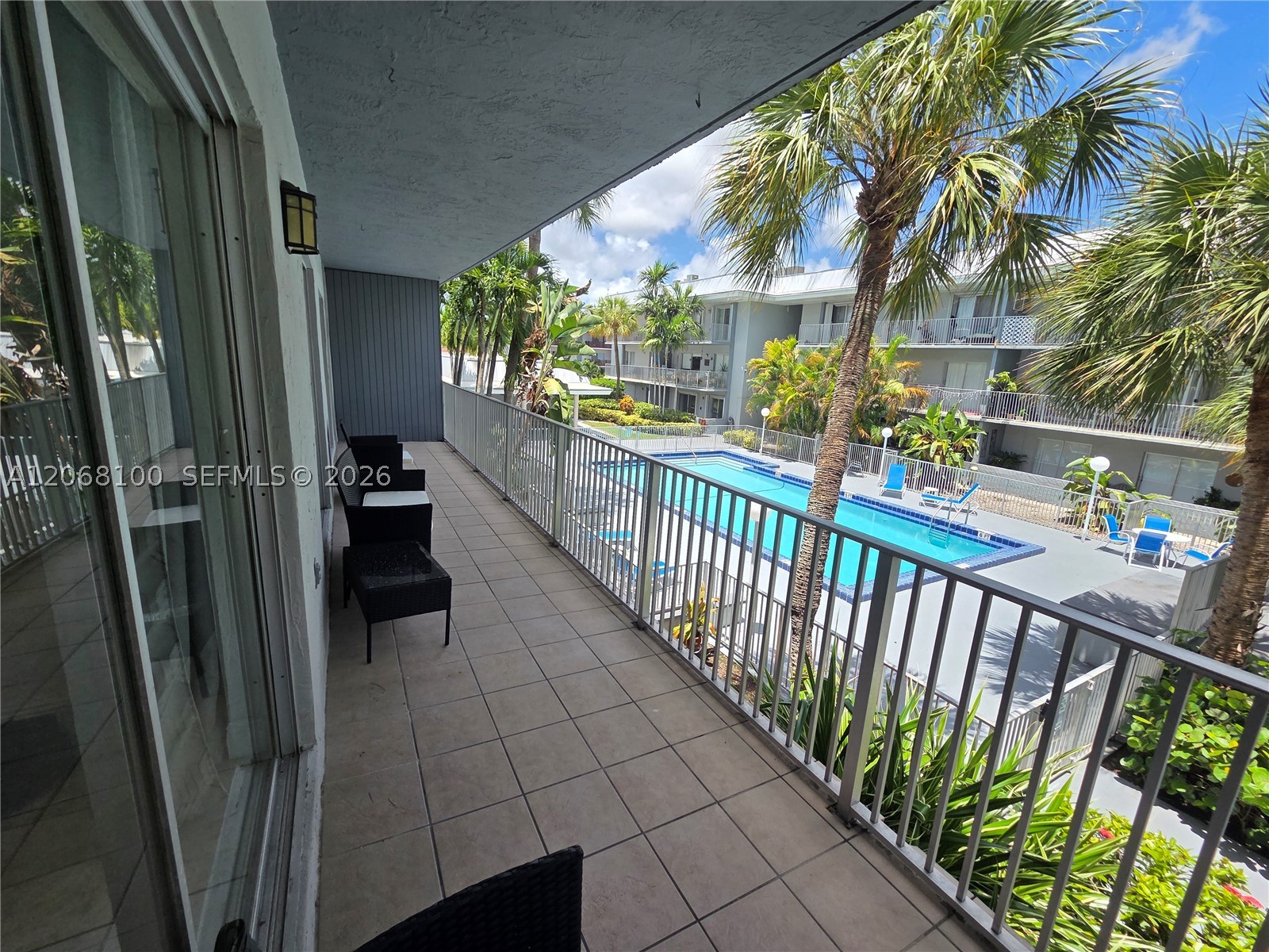 7401 SW 82nd St #201S, Miami FL 33143