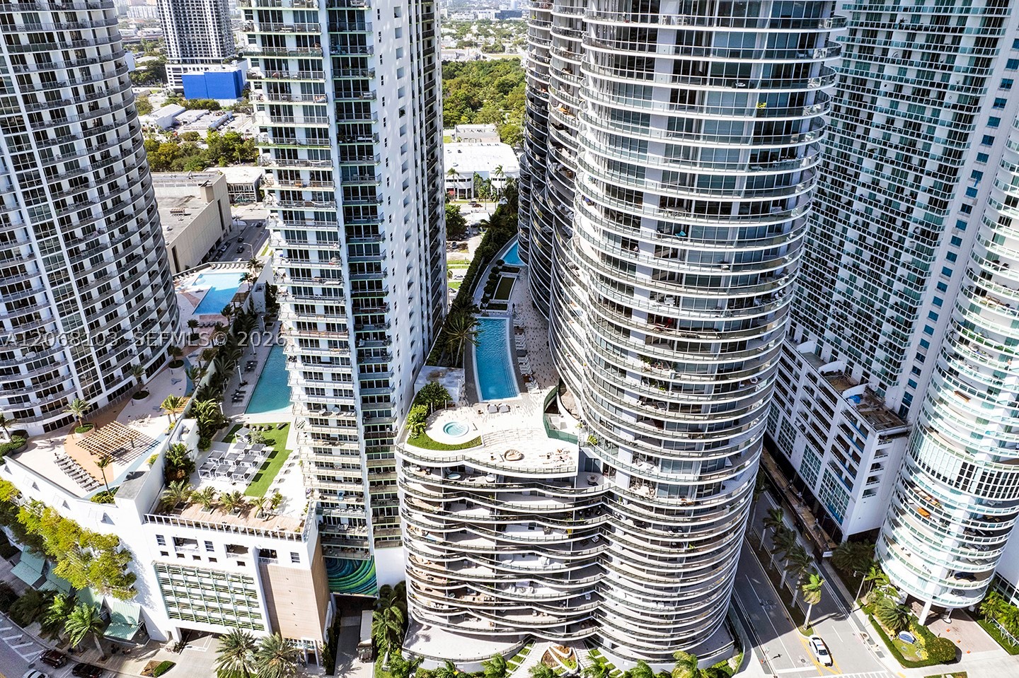 488 NE 18th St #3105, Miami FL 33132