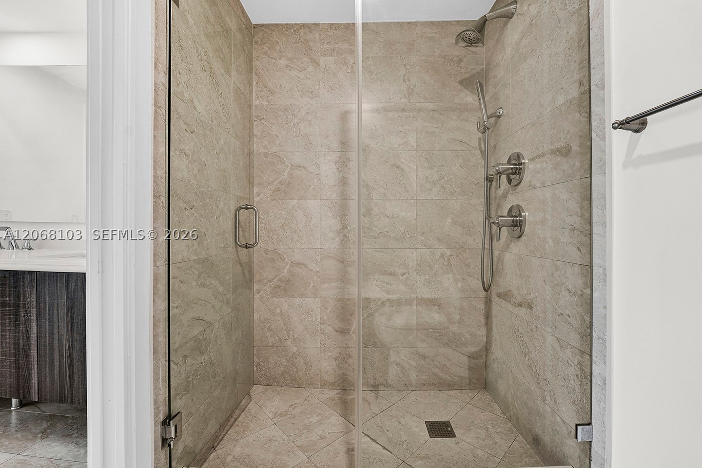 488 NE 18th St #3105, Miami FL 33132