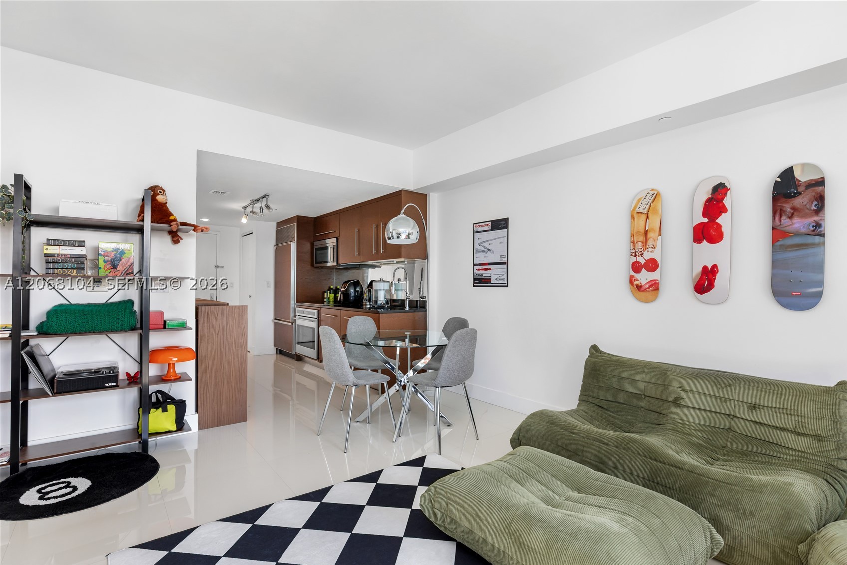 465 Brickell Ave #2504, Miami FL 33131