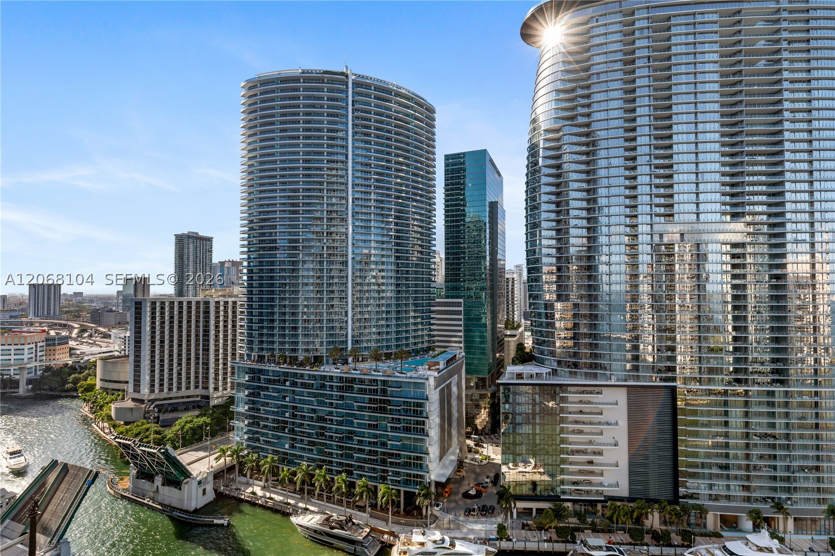 465 Brickell Ave #2504, Miami FL 33131