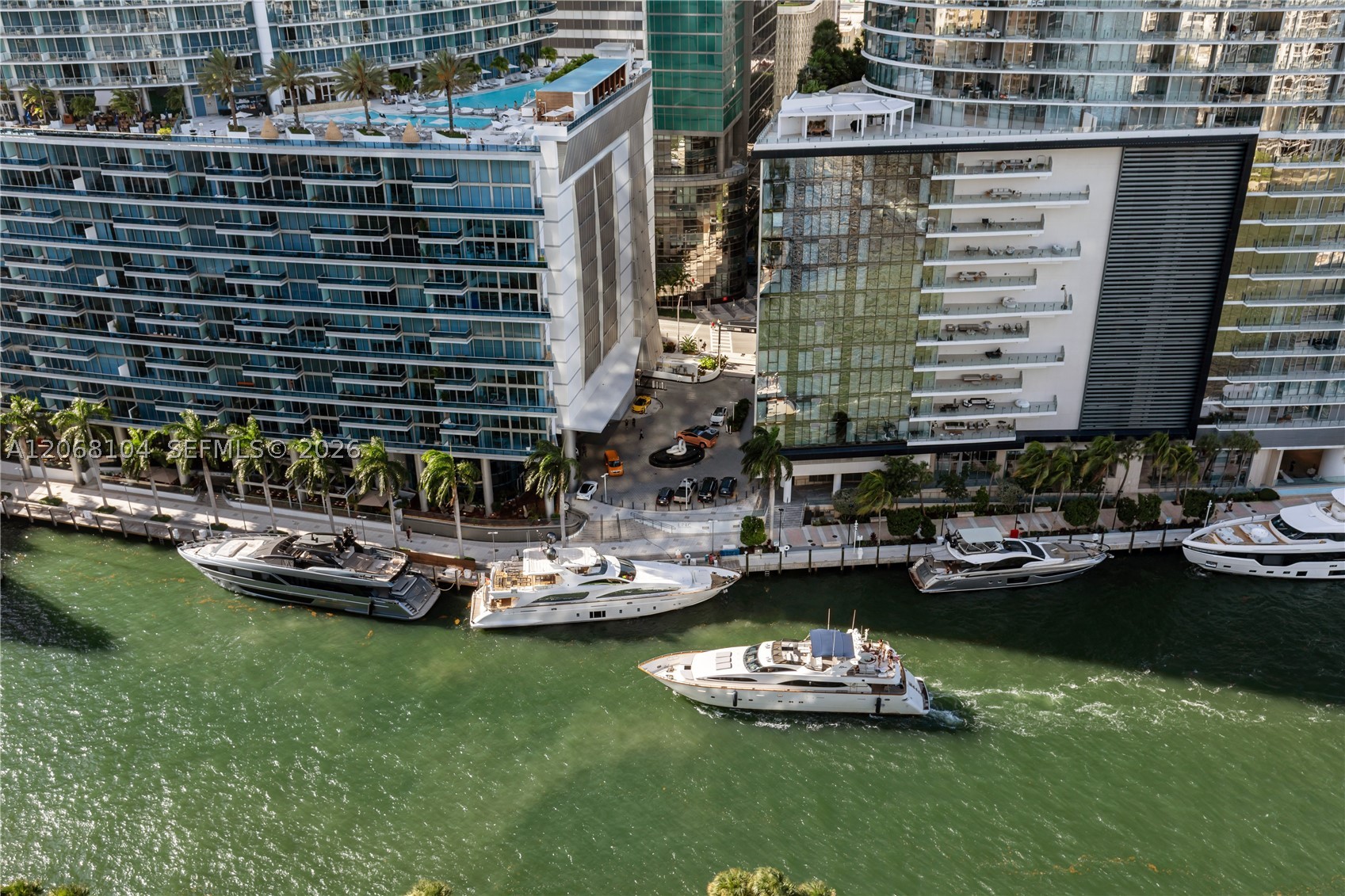 465 Brickell Ave #2504, Miami FL 33131