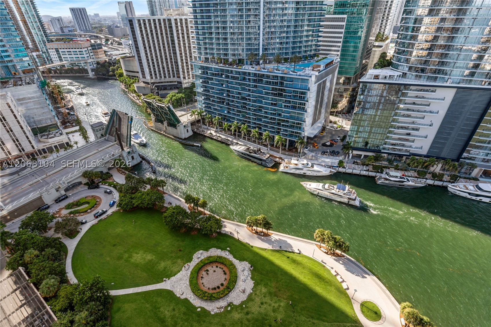 465 Brickell Ave #2504, Miami FL 33131