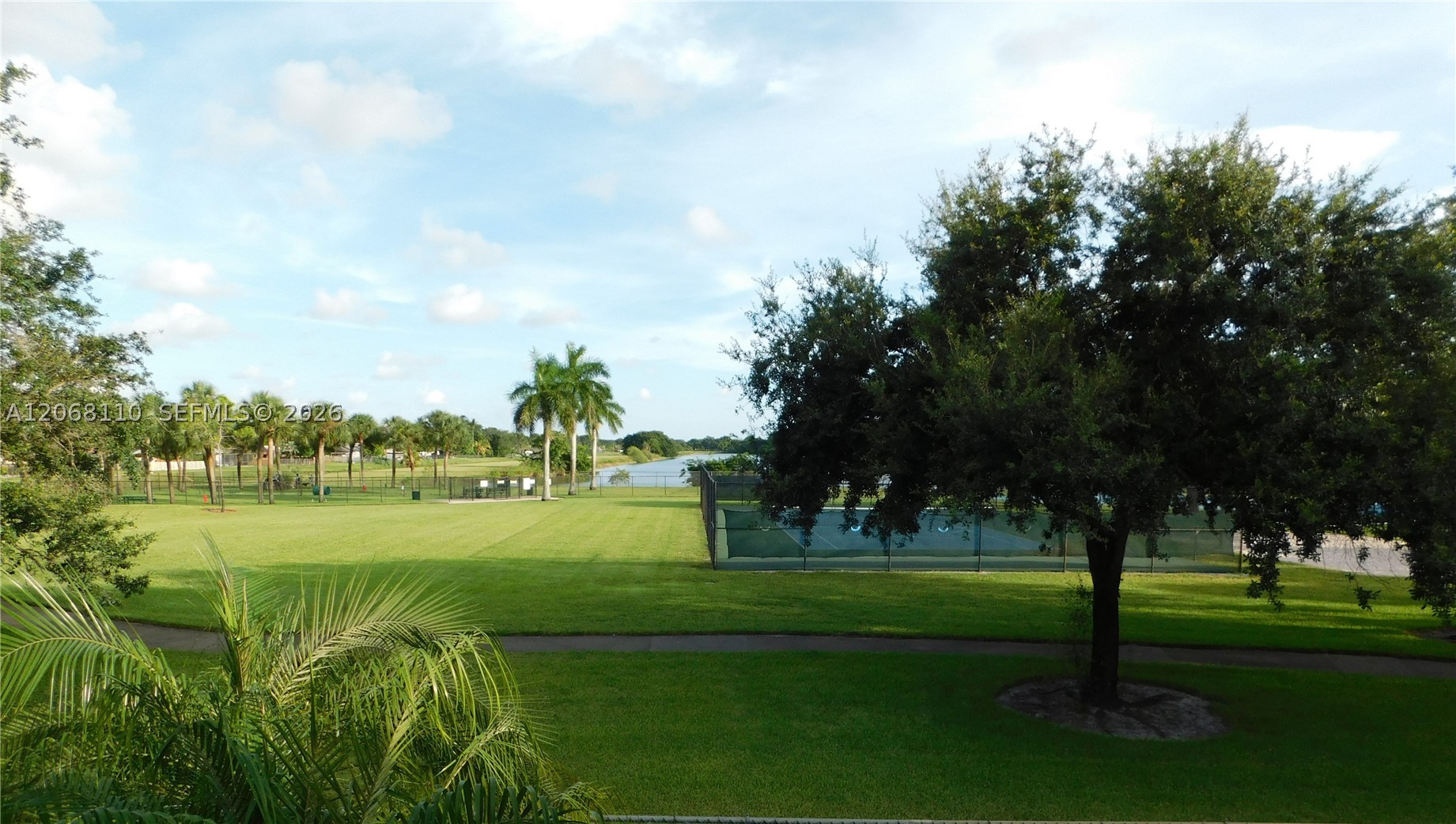 12164 SW 52nd Pl, Cooper City FL 33330