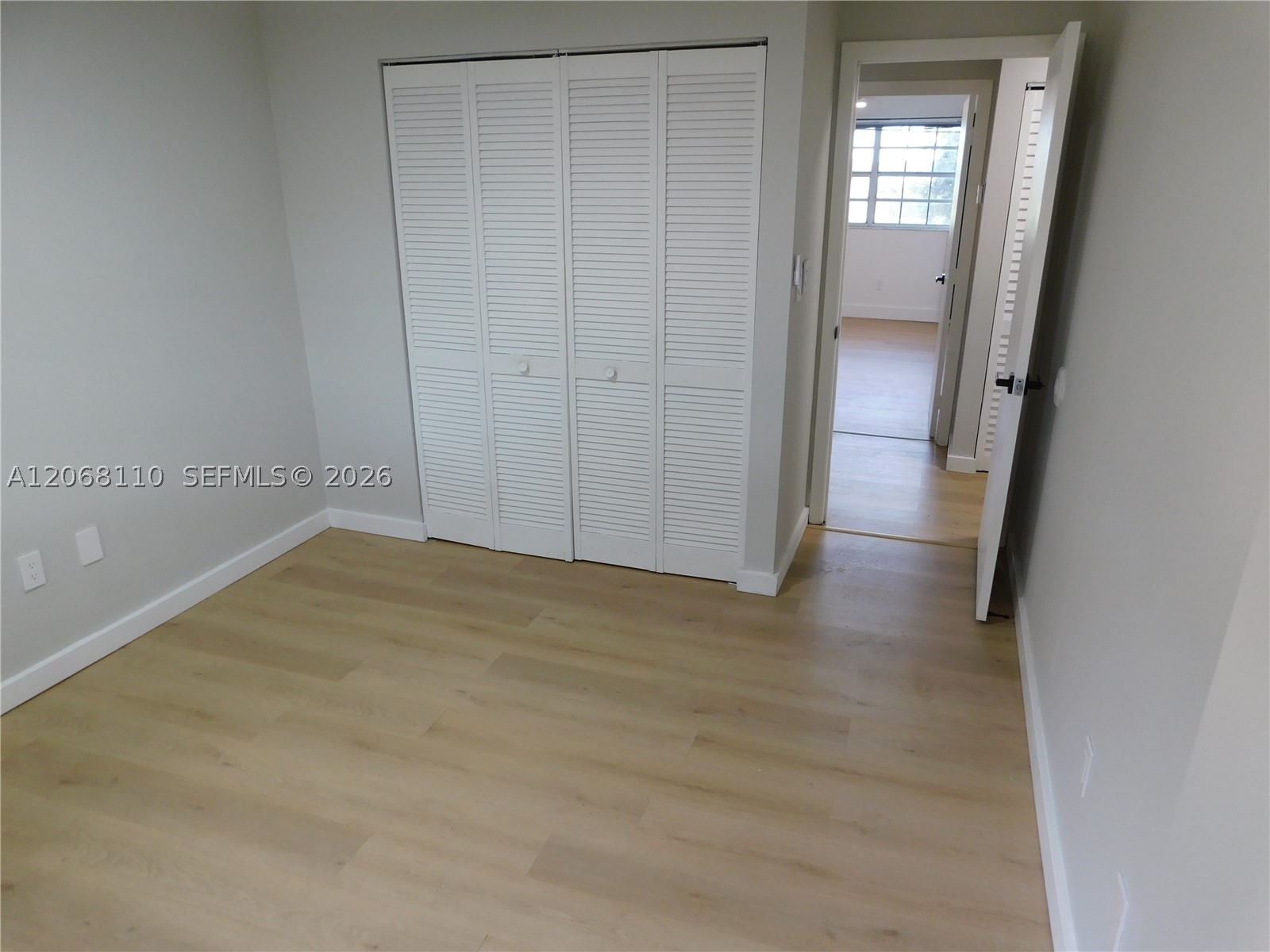 12164 SW 52nd Pl, Cooper City FL 33330