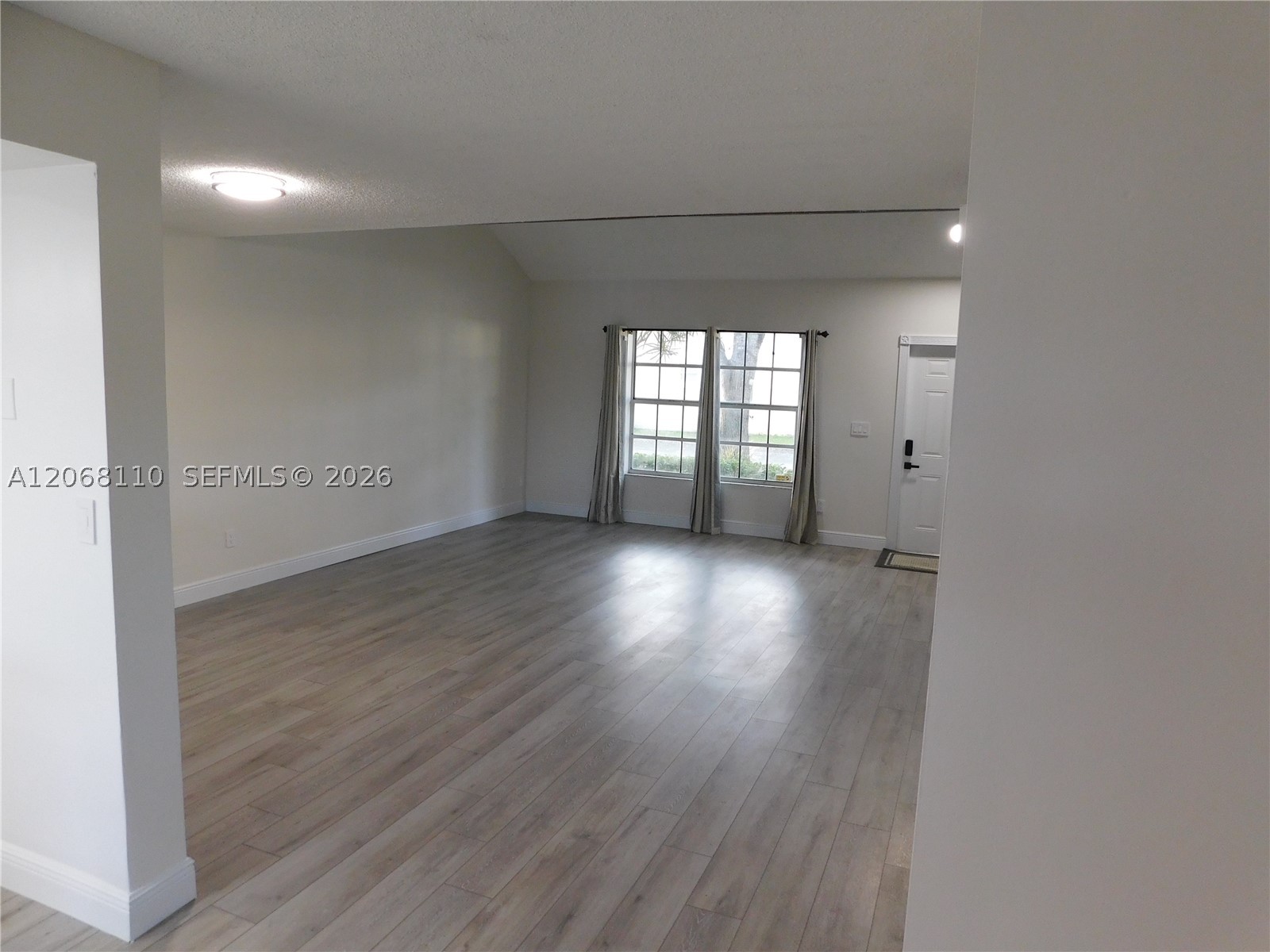 12164 SW 52nd Pl, Cooper City FL 33330