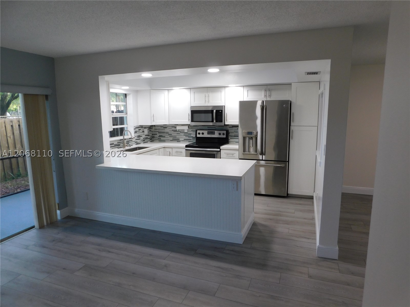 12164 SW 52nd Pl, Cooper City FL 33330