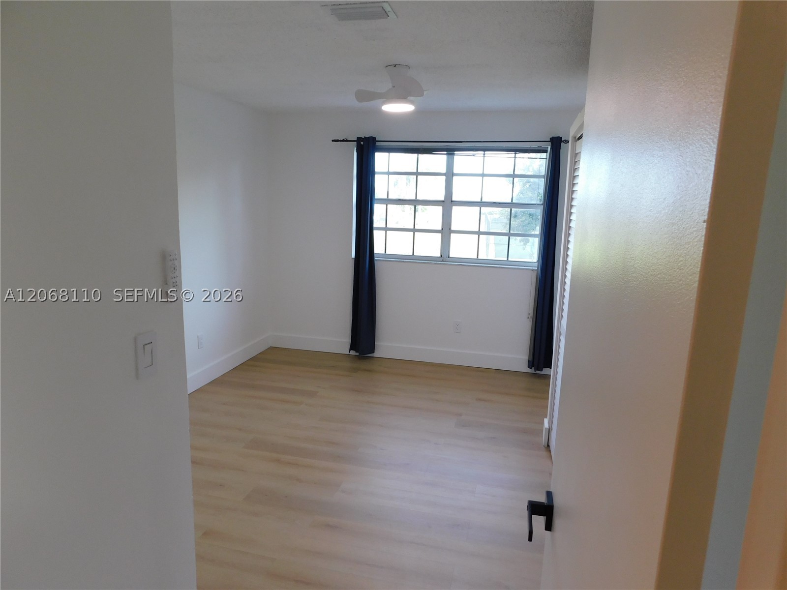 12164 SW 52nd Pl, Cooper City FL 33330