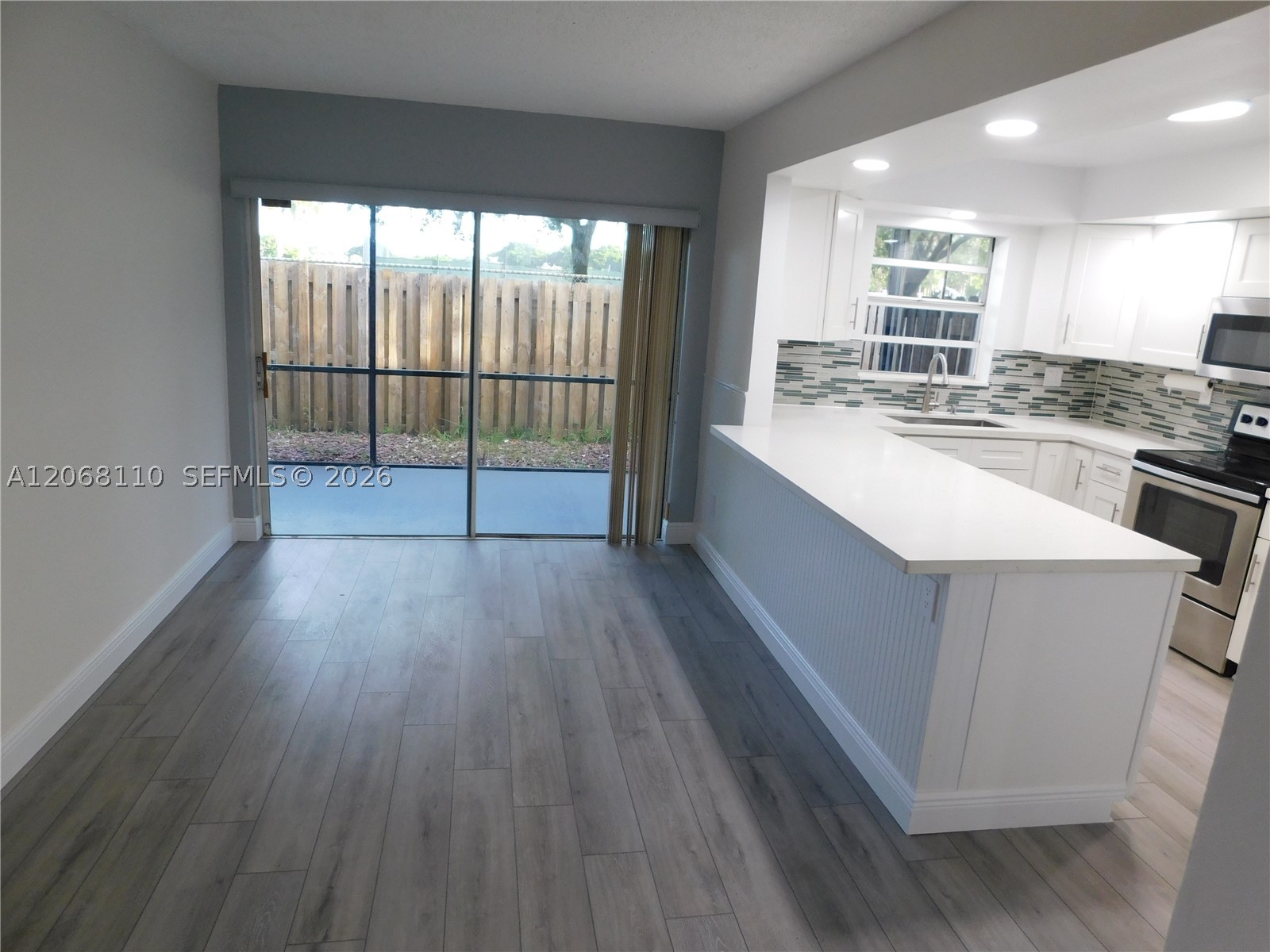 12164 SW 52nd Pl, Cooper City FL 33330