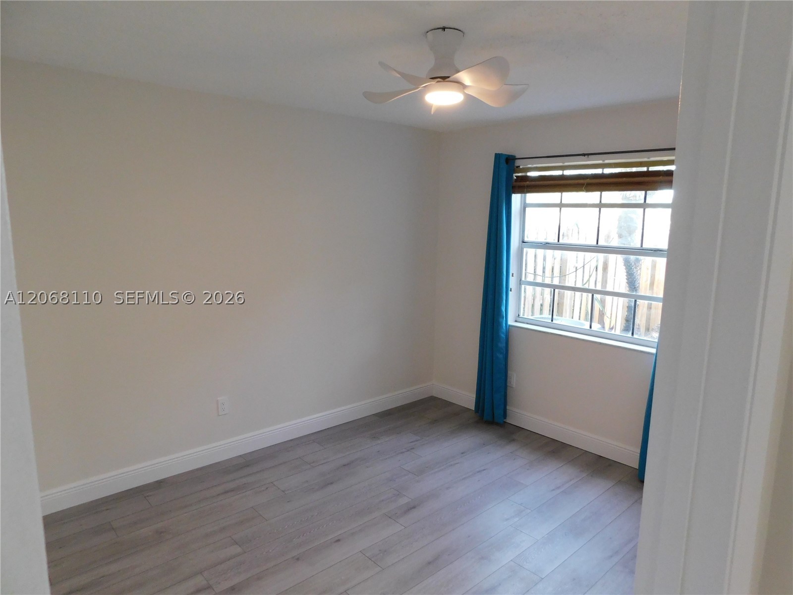 12164 SW 52nd Pl, Cooper City FL 33330
