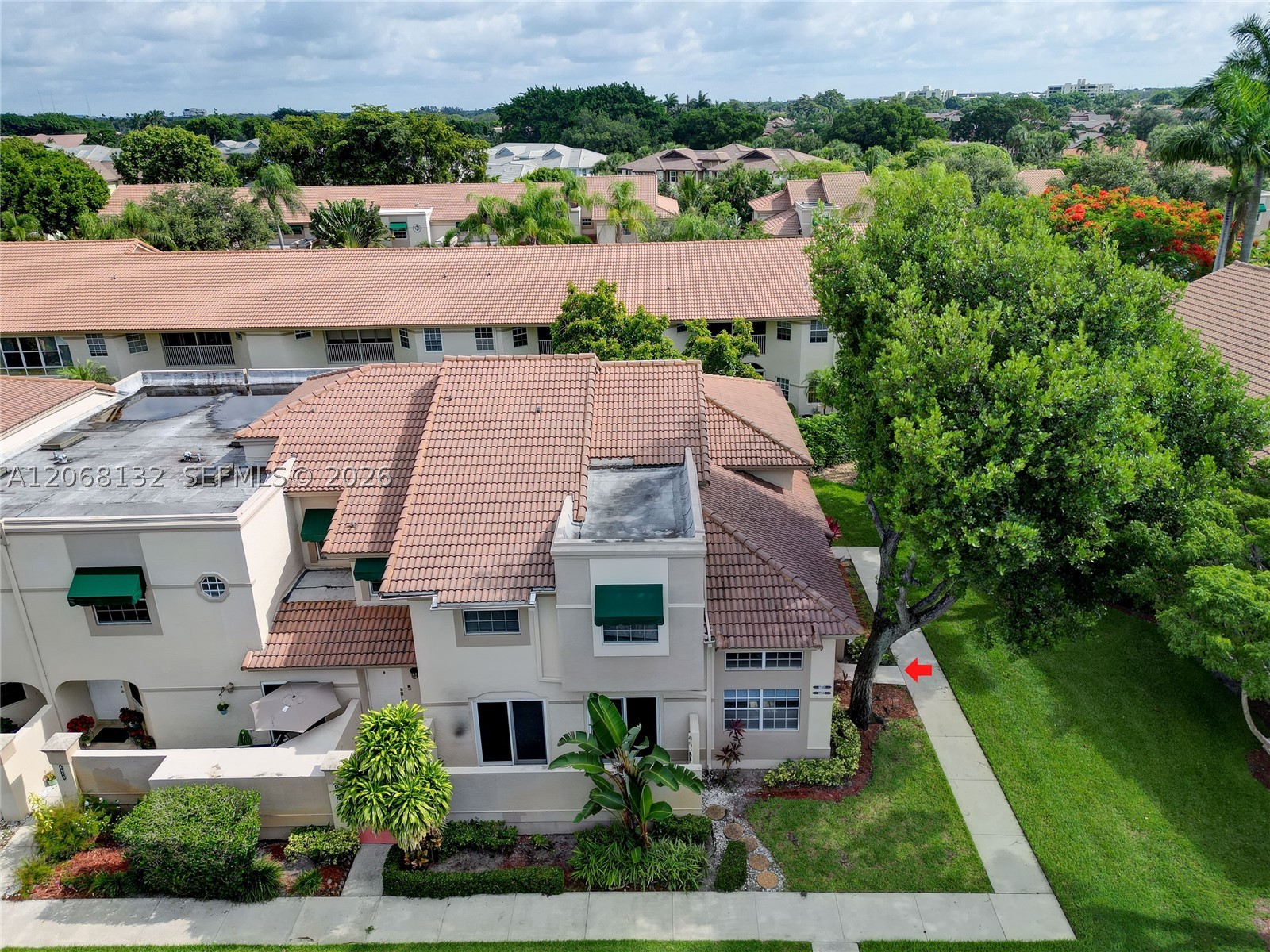 6659 Via Regina #7, Boca Raton FL 33433