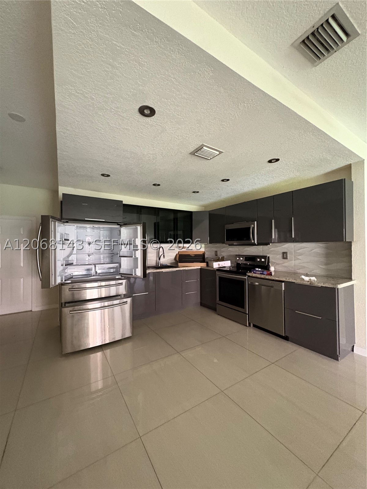 5725 Tuscany Way, Tamarac FL 33321
