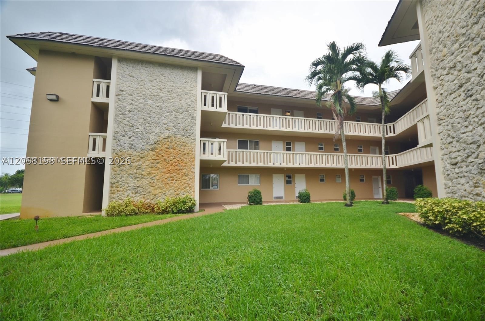 7440 Miami Lakes Dr #F101, Miami Lakes FL 33014