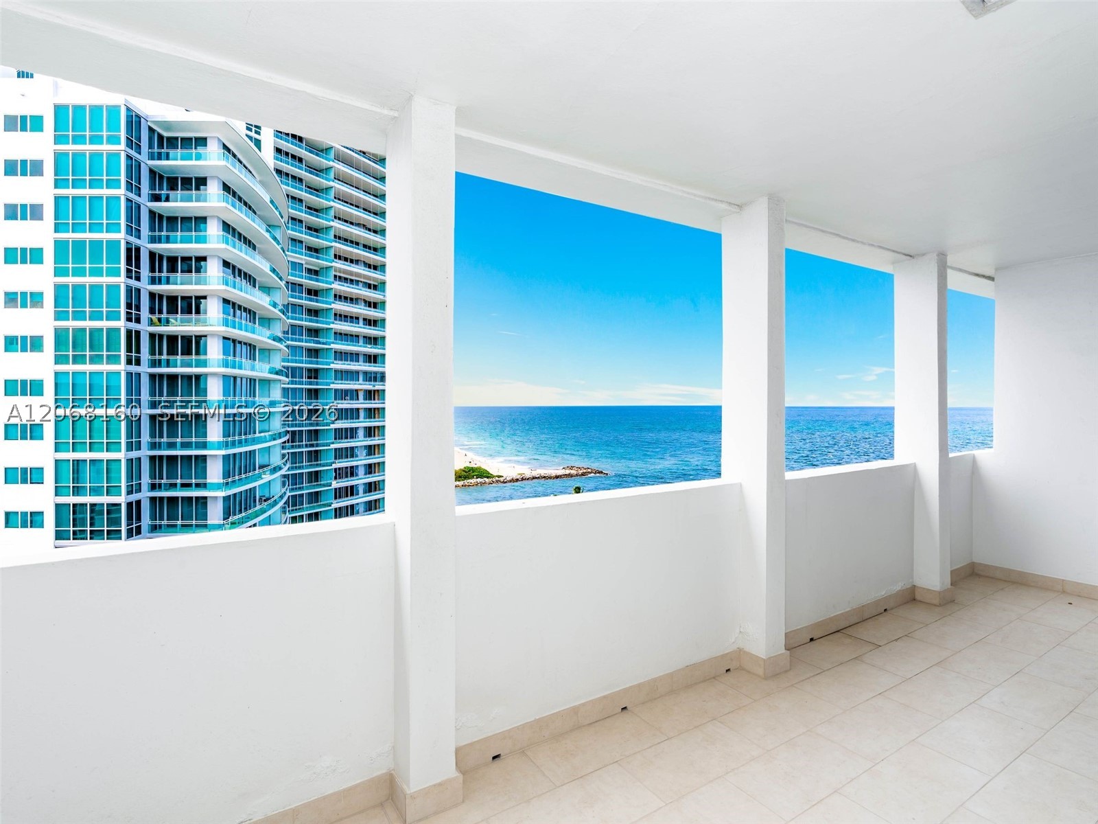 10275 Collins Ave #PH1506, Bal Harbour FL 33154