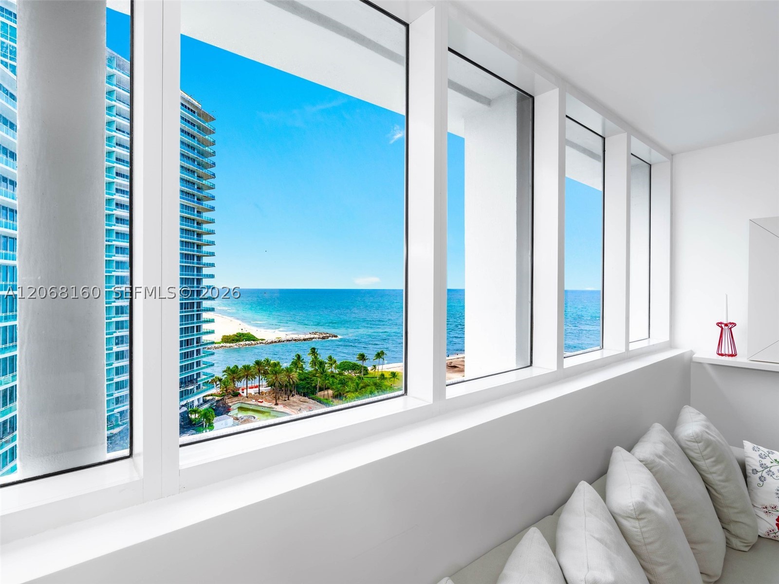 10275 Collins Ave #PH1506, Bal Harbour FL 33154