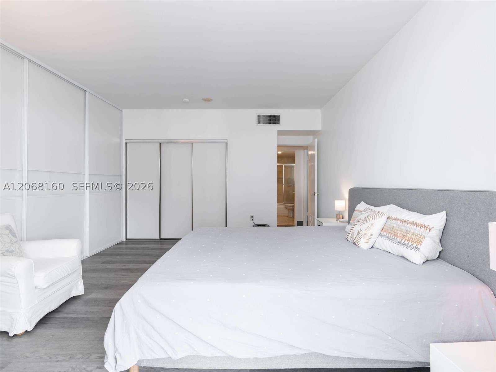 10275 Collins Ave #PH1506, Bal Harbour FL 33154
