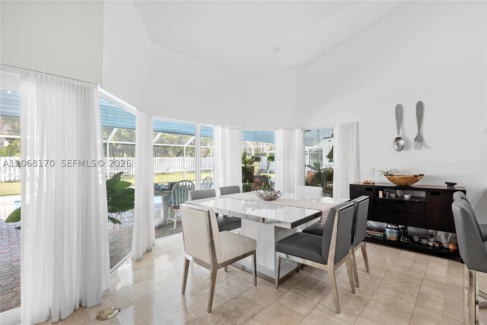 9717 SW 111th Ter, Miami FL 33176