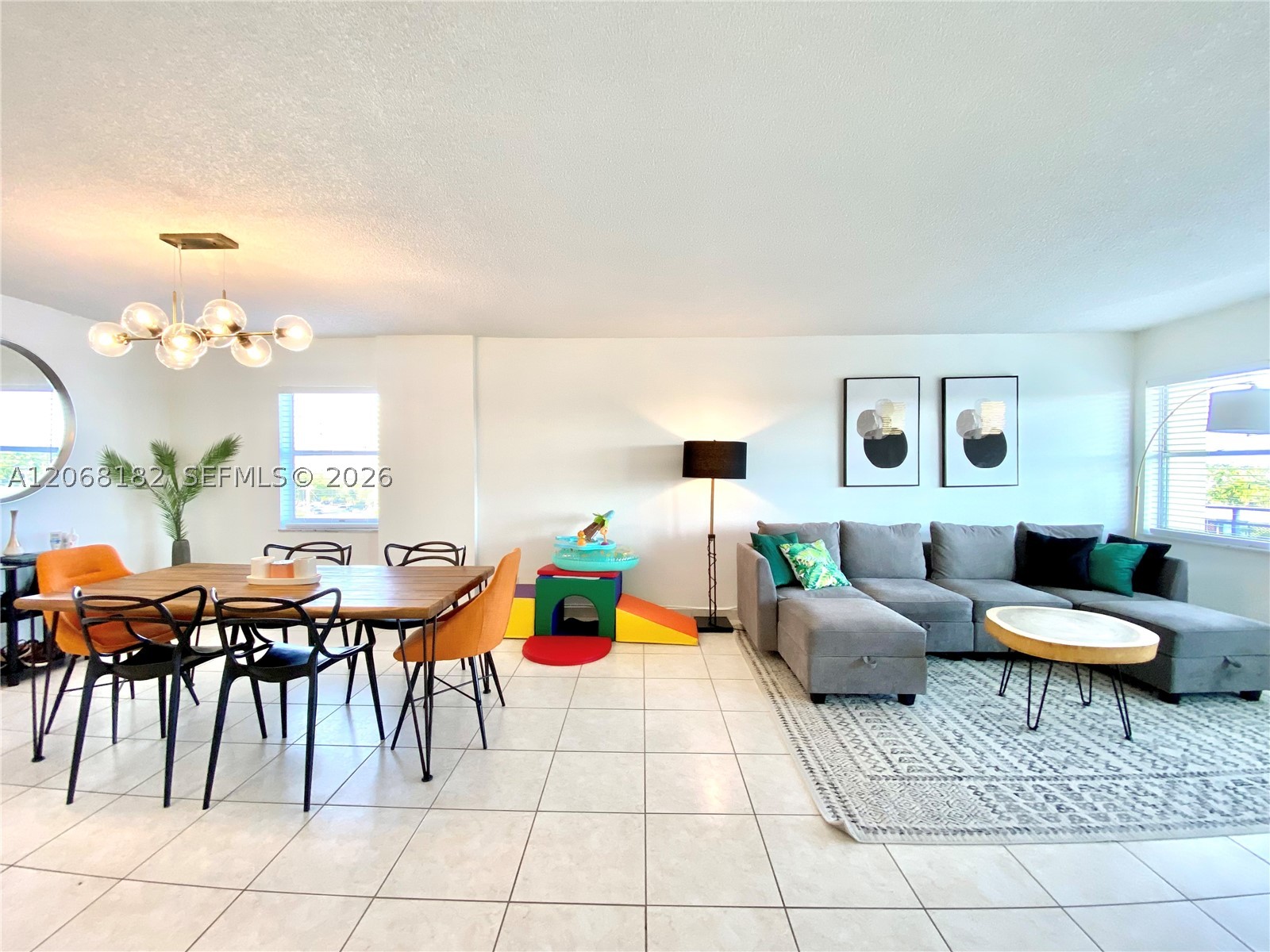 401 Golden Isles Dr #505, Hallandale Beach FL 33009