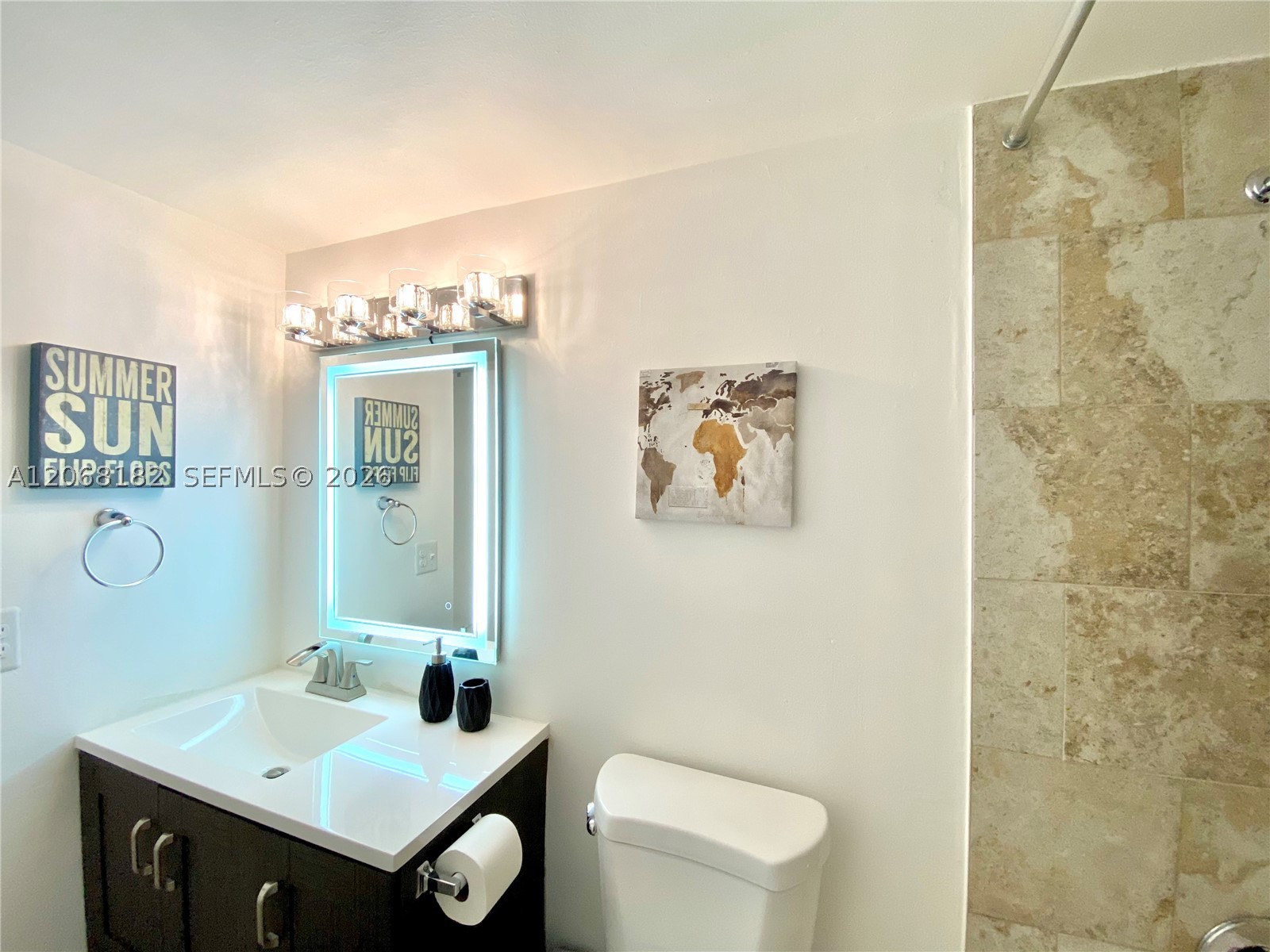 401 Golden Isles Dr #505, Hallandale Beach FL 33009