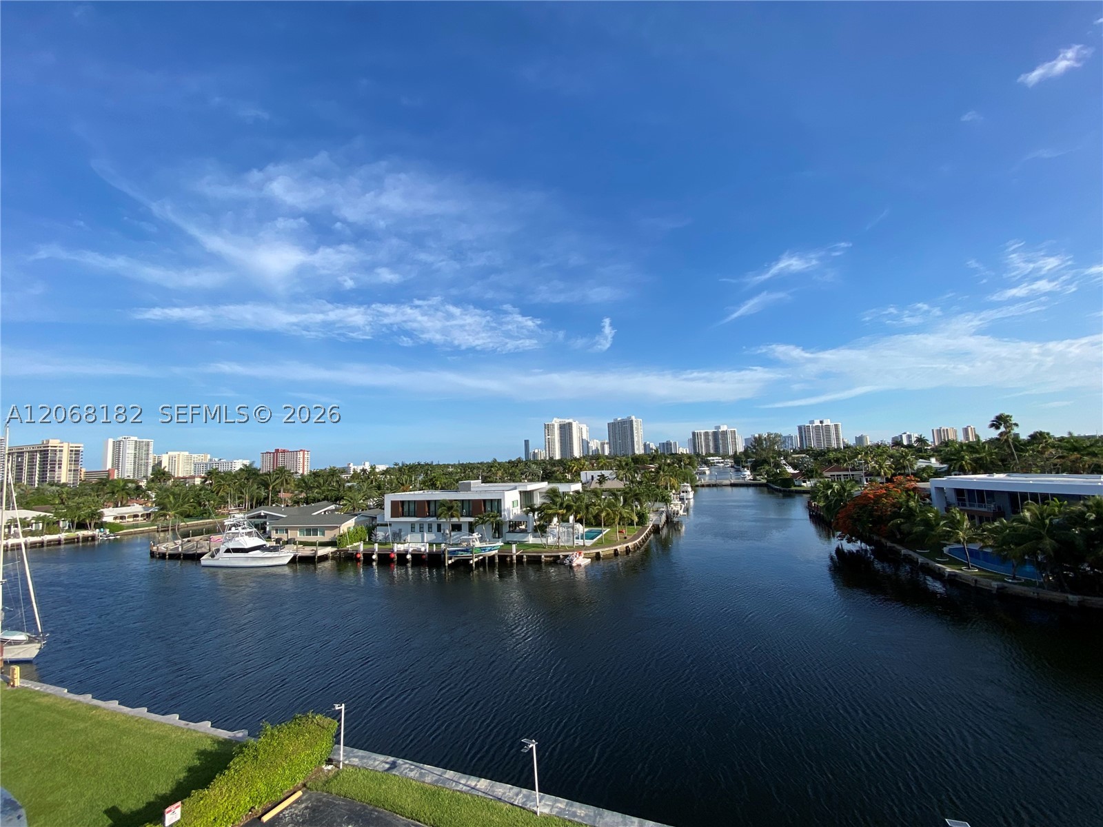 401 Golden Isles Dr #505, Hallandale Beach FL 33009