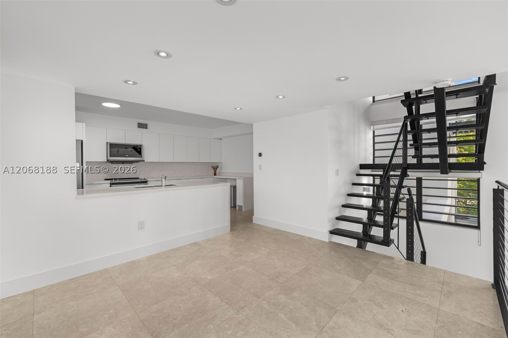 225 E Enid Dr #44, Key Biscayne FL 33149