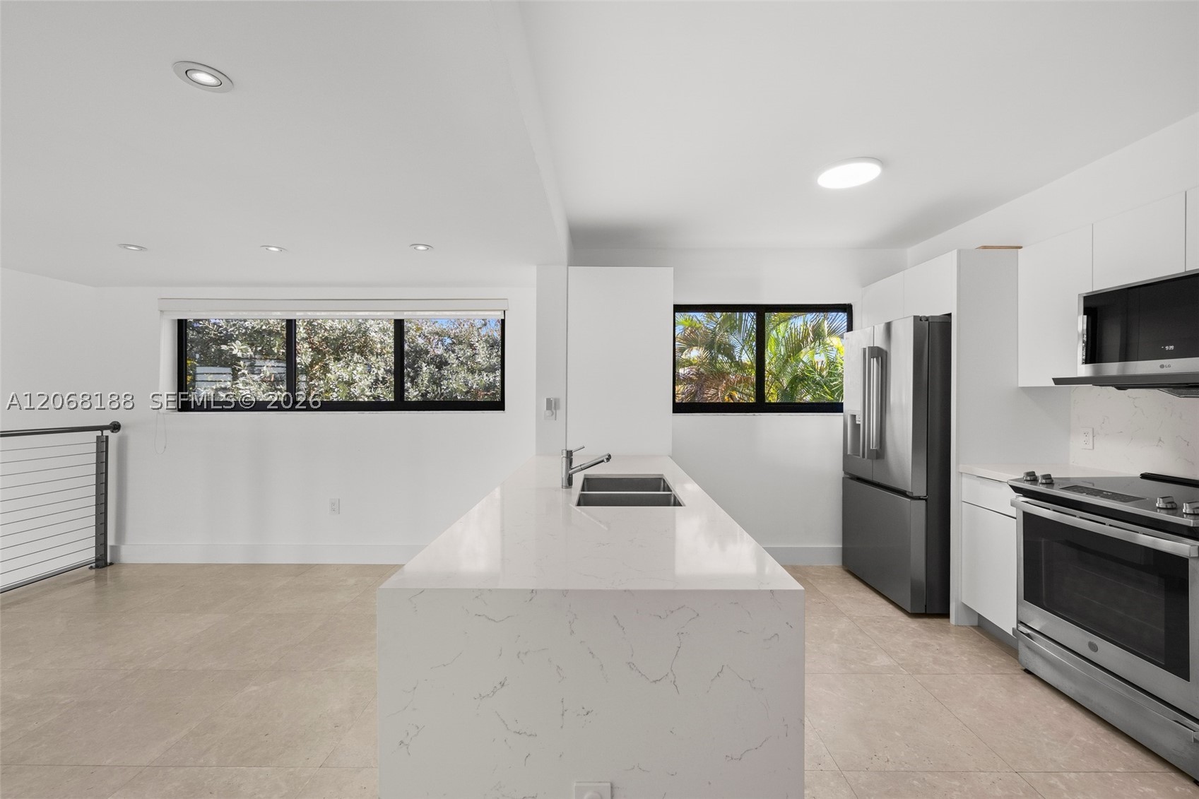 225 E Enid Dr #44, Key Biscayne FL 33149