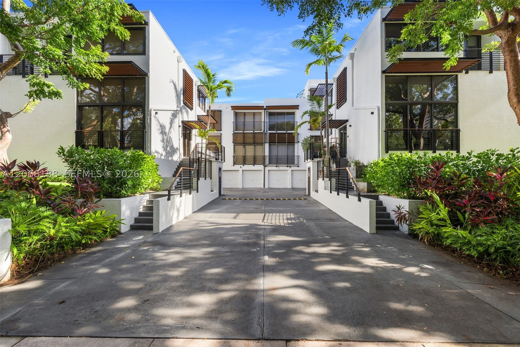 225 E Enid Dr #44, Key Biscayne FL 33149