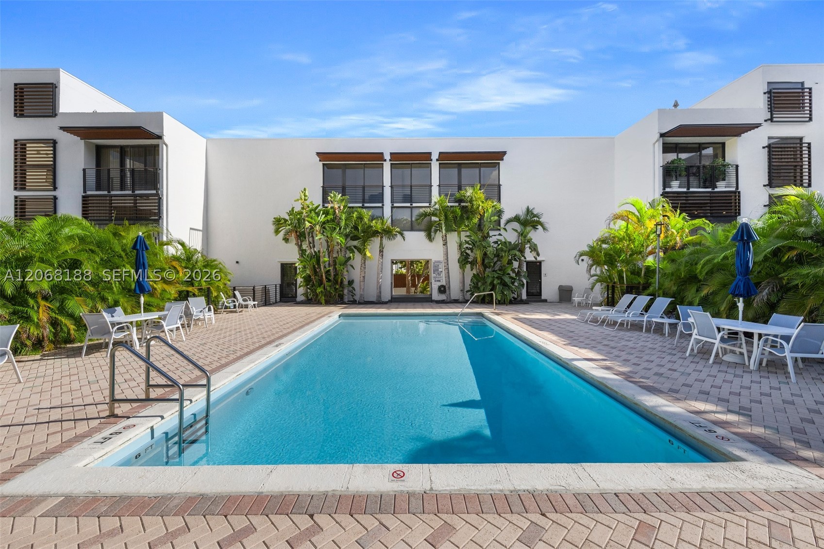 225 E Enid Dr #44, Key Biscayne FL 33149