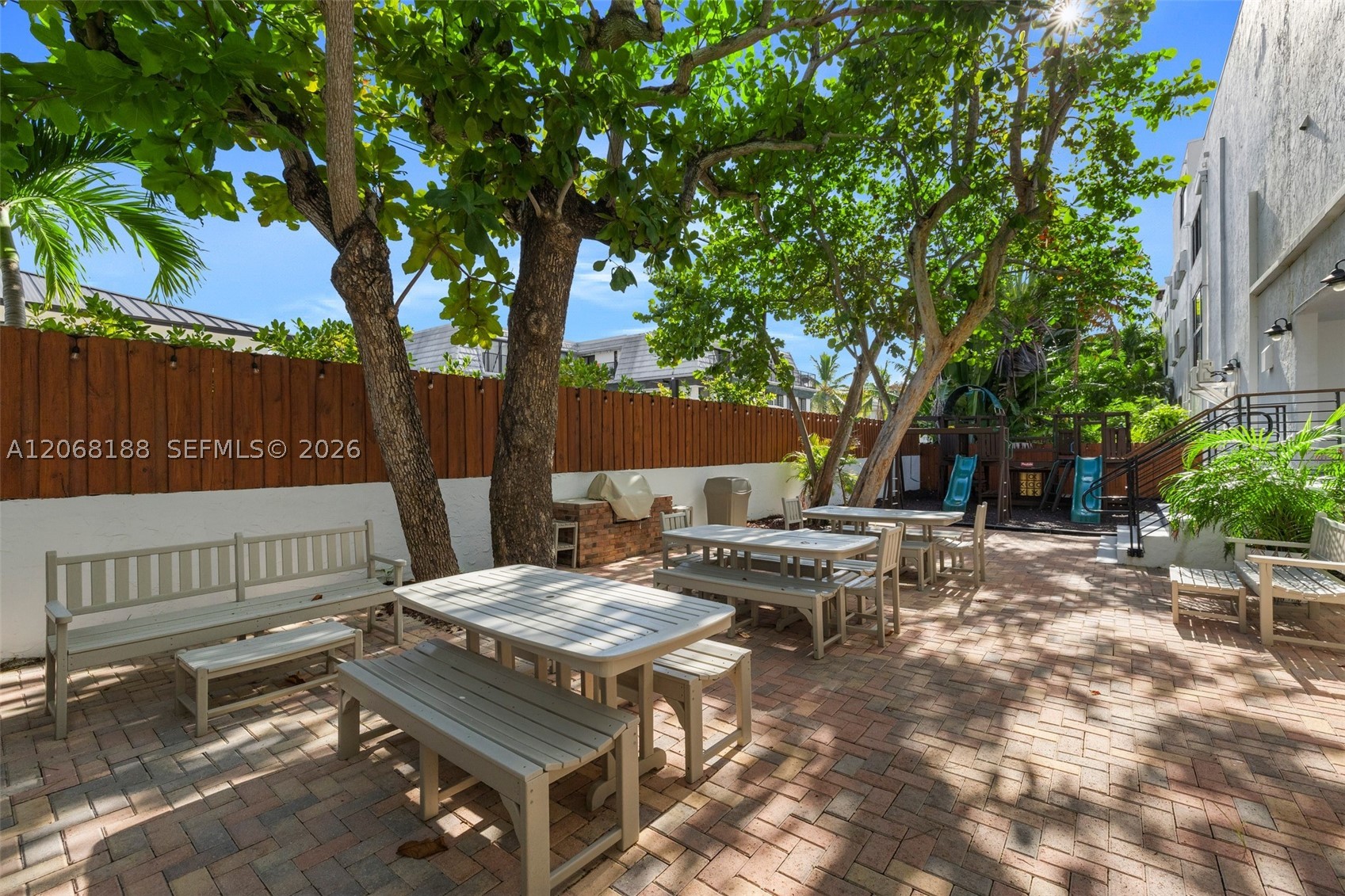 225 E Enid Dr #44, Key Biscayne FL 33149