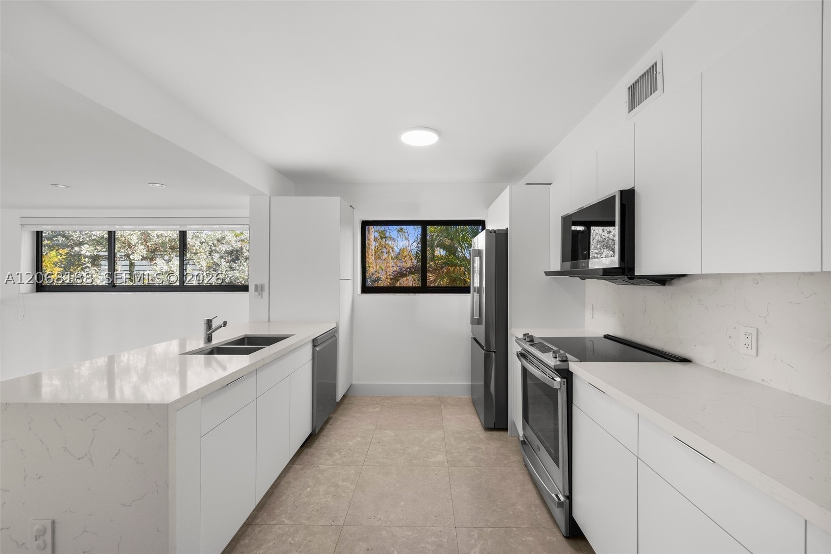 225 E Enid Dr #44, Key Biscayne FL 33149