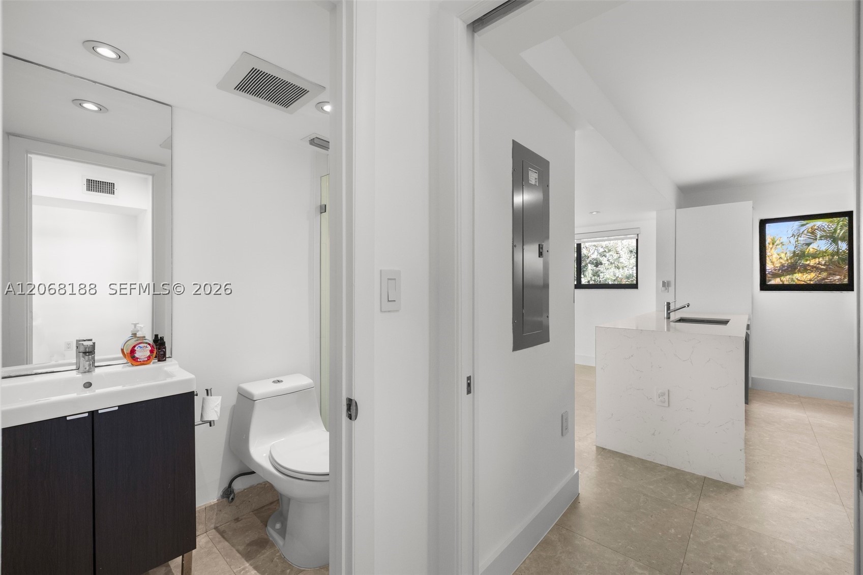 225 E Enid Dr #44, Key Biscayne FL 33149