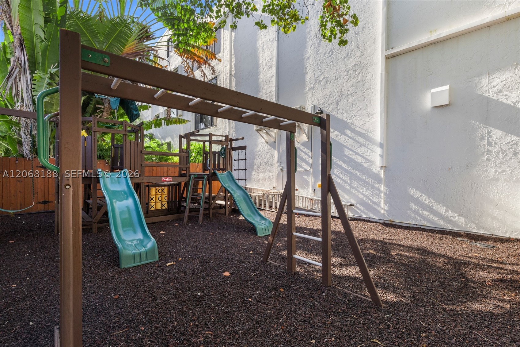 225 E Enid Dr #44, Key Biscayne FL 33149