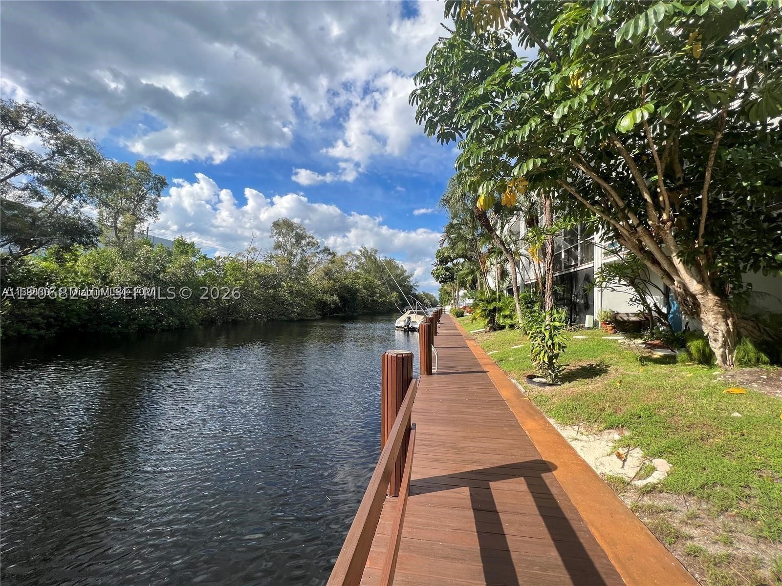 1407 NE 56th St #103, Fort Lauderdale FL 33334