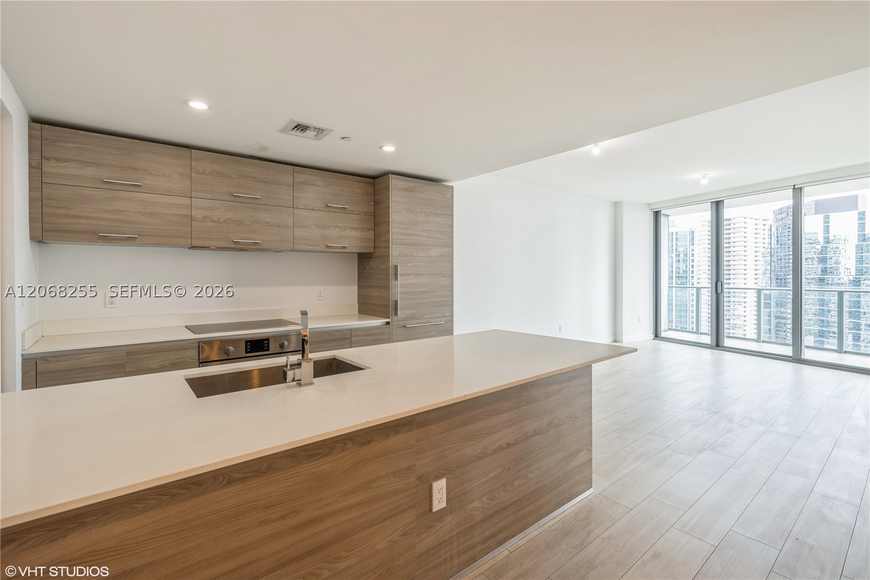 1300 S Miami Ave #2504, Miami FL 33130